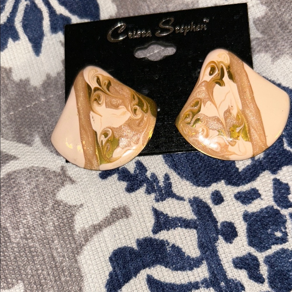 Crista Stephen Artistic Pierced Earrings